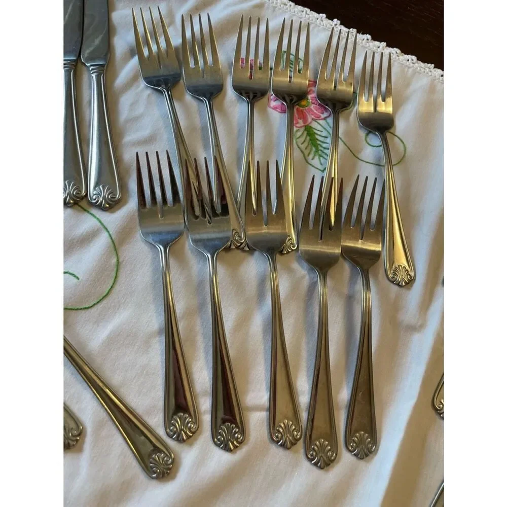 Cambridge Stainless SHELL Pattern Flatware Set/Pieces